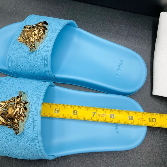 Versace Women’s Palazzo Pool Slides SIZE 37 Light Blue NWB AUTHENTIC - Picture 6 of 7